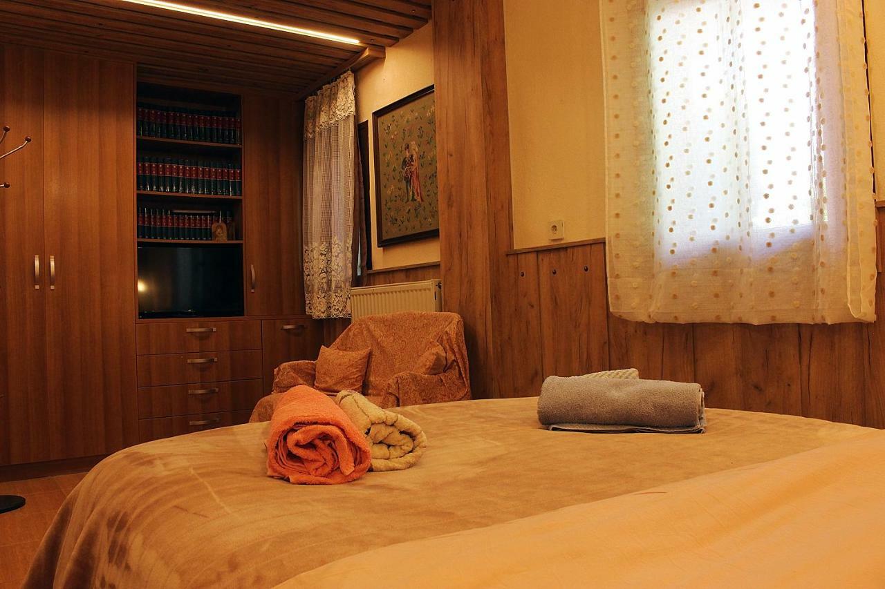 Pomegranate Tree House - Meteora Guest House Kalambaka Bagian luar foto