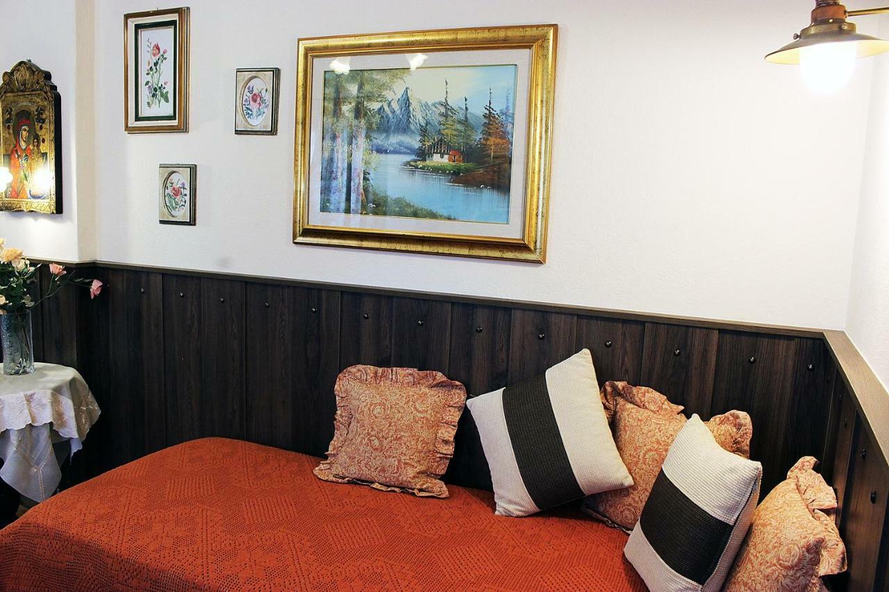 Pomegranate Tree House - Meteora Guest House Kalambaka Bagian luar foto